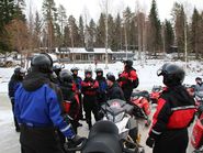 Снегоходы ждут